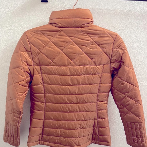 Patagonia Women's Century Pink Radalie Puffer Jacket - Picture 4 of 5